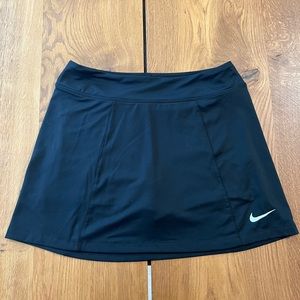 Women’s Nike Golf skirt